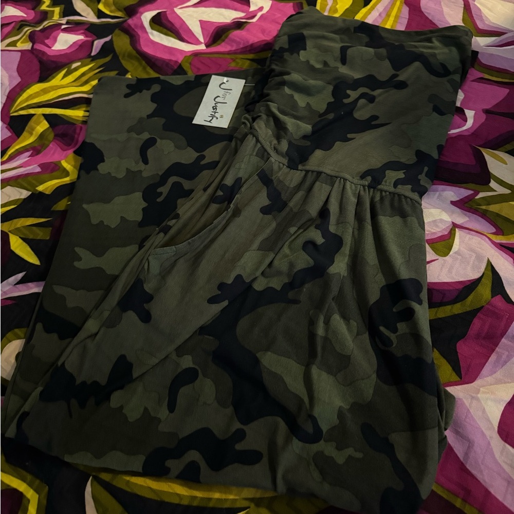 Casual Olive Green Camo Strapless Jumpsuit